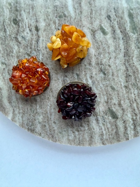 Broszki AMBER ESSENCE